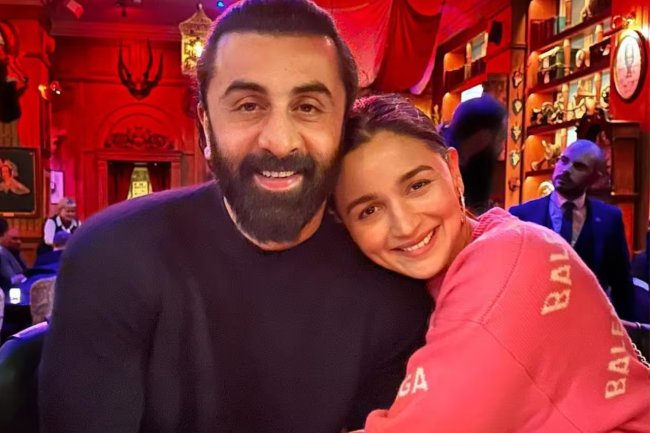 Alia Bhatt Reacts to Ranbir Kapoor's Animal Pre-teaser