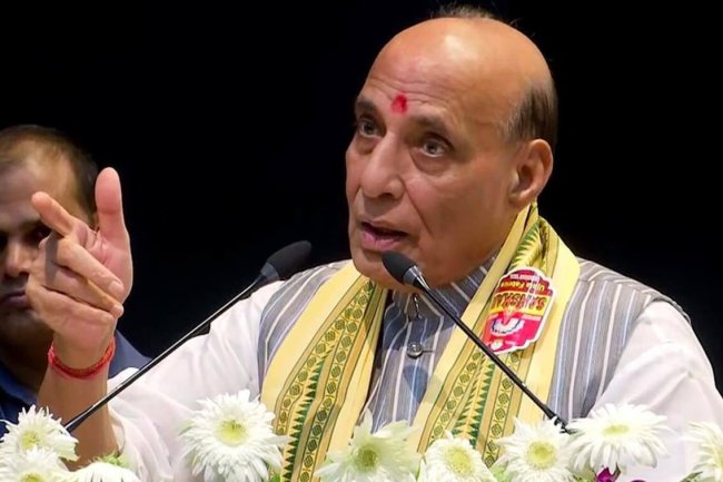 Congress Members' Seasonal Hinduism: Rajnath Singh's Statement in Madhya Pradesh