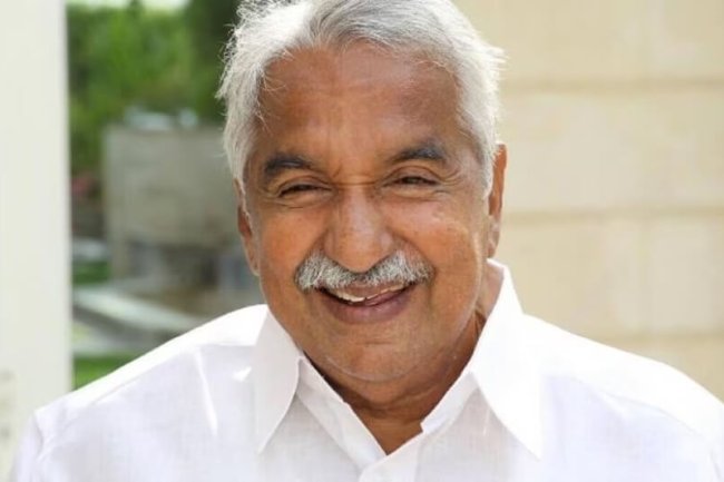Former Kerala CM Oommen Chandy Passes Away at 79: Twitter Flooded with Condolences