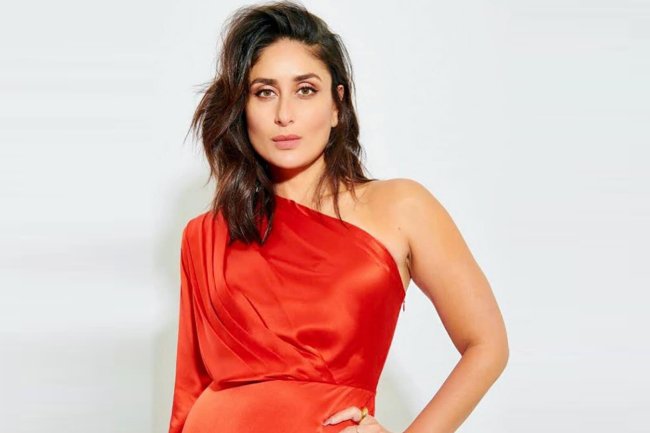 Kareena Kapoor Loves Monochrome Fashion