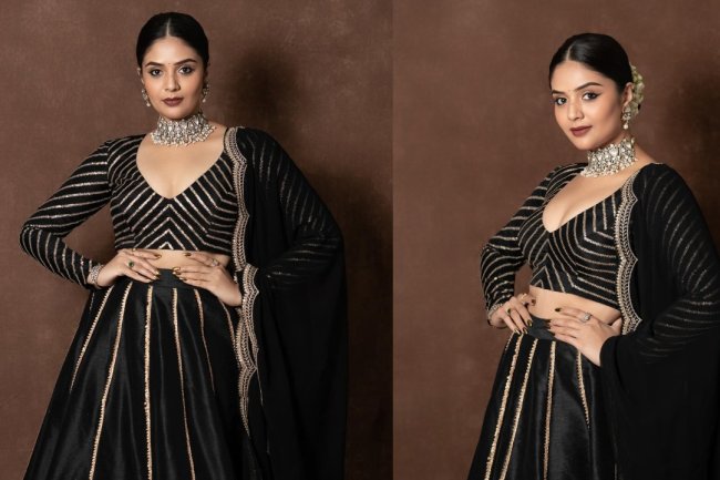 Sreemukhi's Stunning Black Lehenga Choli Look