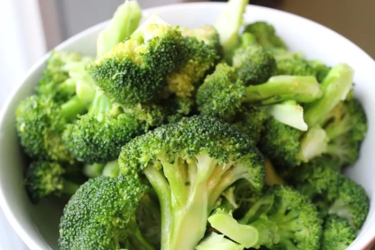 Boost Your Winter Diet with 5 Immunity-Boosting Foods from Broccoli to Garlic